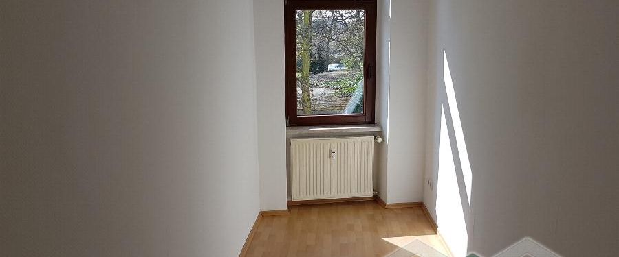 ** Single-Dachgeschosswohnung mit Tageslichtbad und Dusche ** - Foto 1