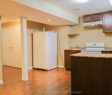 90 Sedgewick Circle #All-Inclusive Basement - Photo 4
