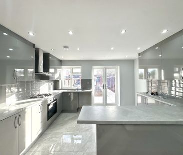 Swan Road, Greater London, TW13 - Photo 4