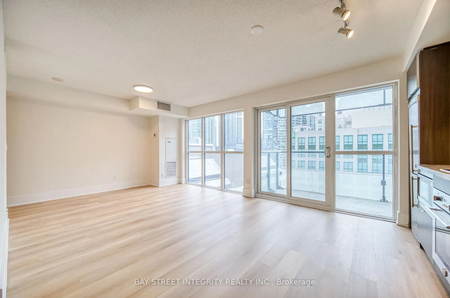 300 Front Street Lofts 300 , #914 - Photo 2