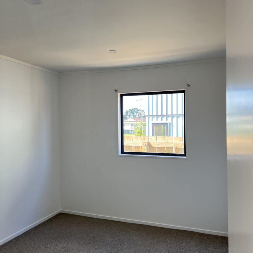 5A Massine Place, Randwick Park - Photo 1