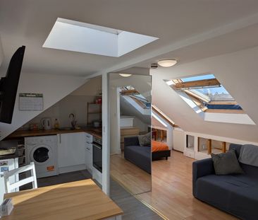 Studio Flat, Elmshaw Road, SW15 - Photo 5