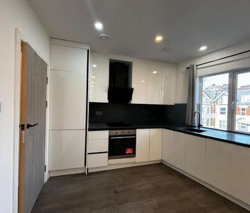 1 bedroom flat to rent - Photo 6
