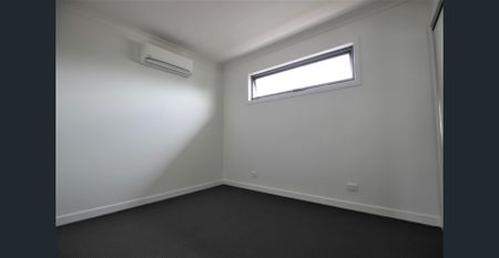 MODERN LIVING IN AN UNBEATABLE LOCATION - Photo 2