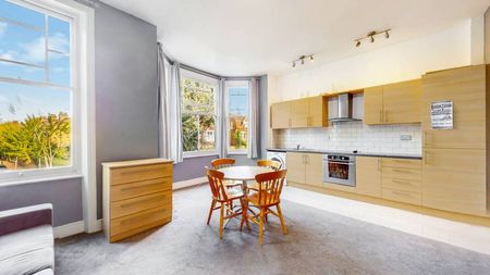 Modern Sharers Apartment - Photo 3