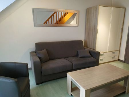 Location Appartement 2 pièces 29 m2 à Lons-le-Saunier - Photo 3