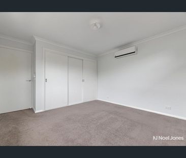 Sun-Filled Rear Townhouse in Prime Ringwood East Location - Photo 3