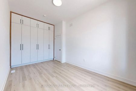 Detached Home For Lease | S9055434 - Photo 3