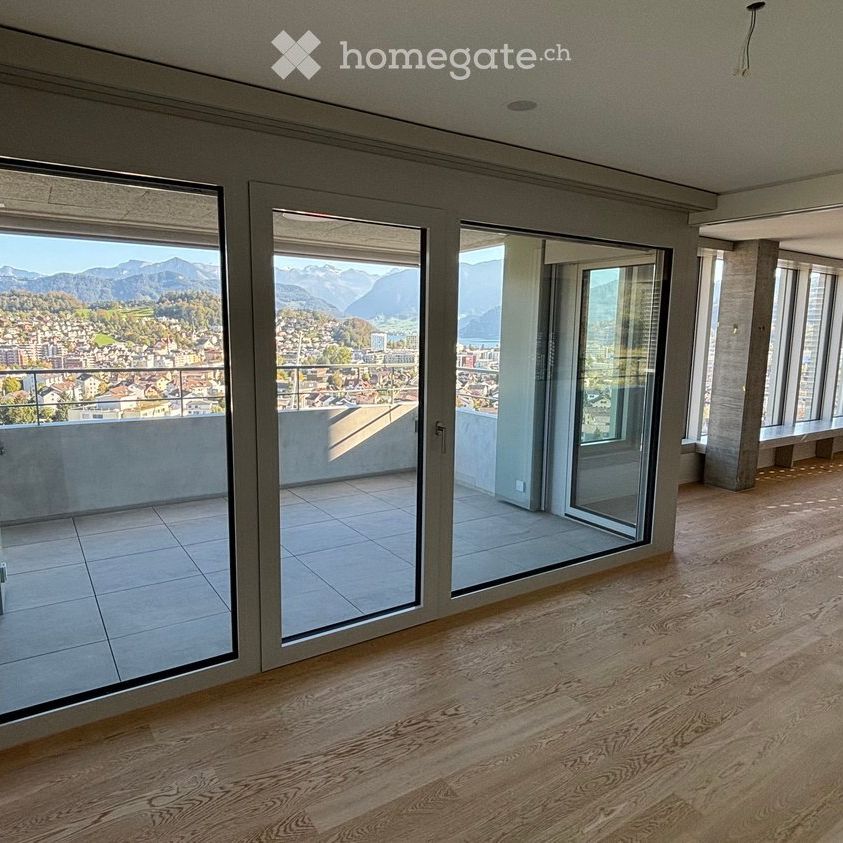 Exklusive 5,5-Zimmer-Wohnung im Pilatus-Tower - Foto 1