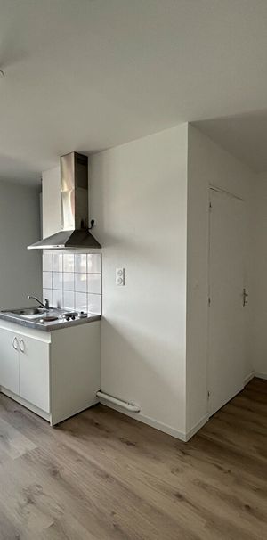 Location Appartement 1 pièce 17m² LE GRAND QUEVILLY 76120 - Photo 1