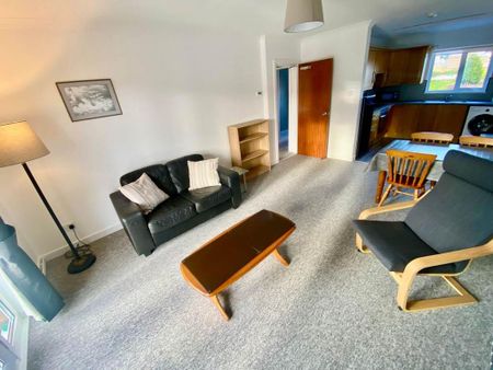 1 bedroom flat to rent - Photo 2