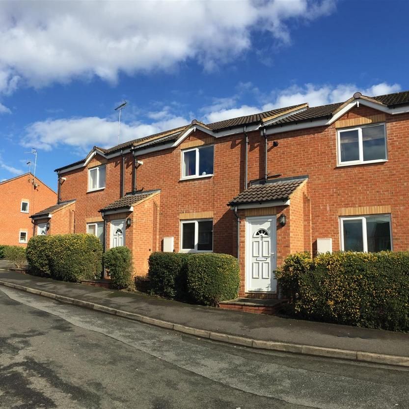 2 bedroom maisonette to rent - Photo 1