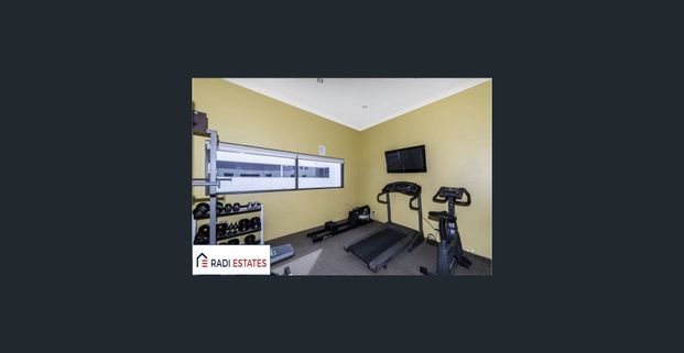 Modern Apartment in the Heart of Subiaco - Photo 1