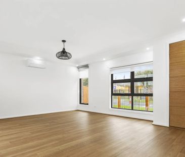 MODERN AND CONVENIENT FAMILY HOME! - Photo 6
