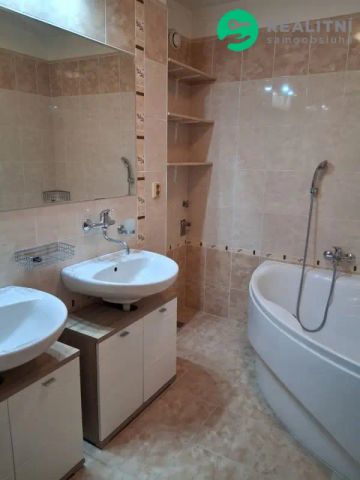 byt 2 + 1 České Budějovice - Fotografie 4