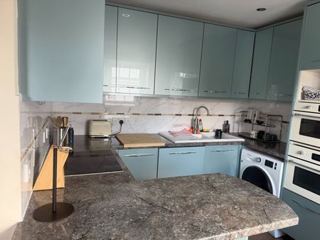 2 Bed Flat, Cranley Place, SW7 - Photo 5
