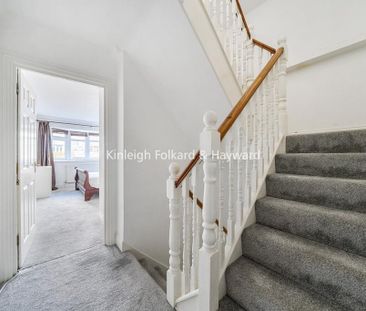 4 bedroom semi-detached house to rent - Photo 5