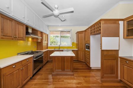 4 Bedroom Home - Photo 3