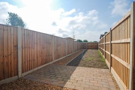 2 bedroom property to rent - Photo 4