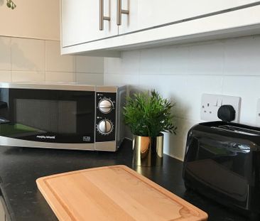 1 bed house share to rent in Cleaver Street, Burnley, BB10 - Photo 1