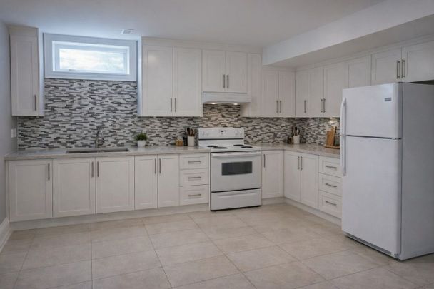 For Lease - 39 Whitburn Crescent, Toronto, Ontario - Photo 1