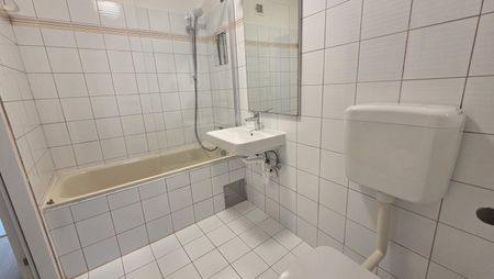 Sportliche Wohnung - S-Bahn Liesing - Schnell überall - 3.Stock ohne Lift - Photo 3