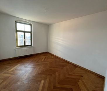 ** Helle 2 Zimmer Wohnung im Zentrum Oelsnitz -2. OG -frz. Balkon - Lift** - Foto 3