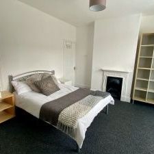 4 bedroom house share to rent - Photo 1
