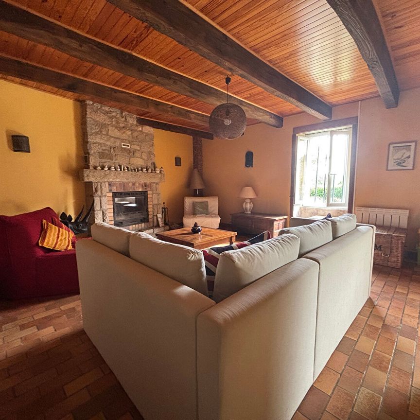 Location Maison 4 pièces 127m² - Photo 1