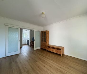 Two Bedroom Unit in Hillcrest - Partly Furnished - Photo 1