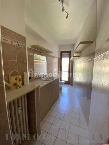 Trilocale piazza Mazzini 37, Centro, Borgosesia - Photo 5