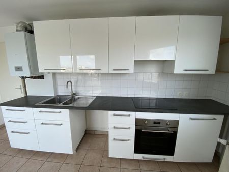 Appartement T5 à louer Rennes Saint-helier - 95 m² - Photo 2