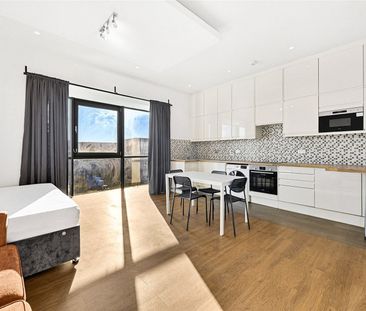 Weir Road, London, SW19 flat to rent - Photo 3