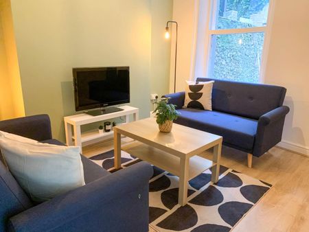 1 Eldon Terrace - Photo 2