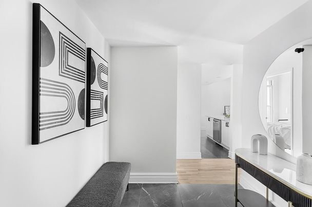 2015 De La Montagne, Montréal, QC - Photo 1