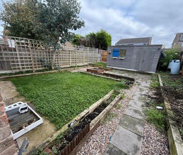 3 bedroom semi-detached house to rent - Photo 4