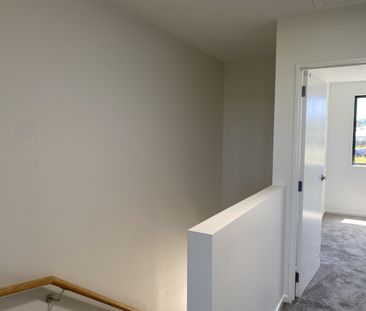 60 Elm Street, Avondale - Photo 2