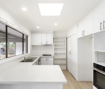 Family Home with Space, Style & Comfort - Photo 4