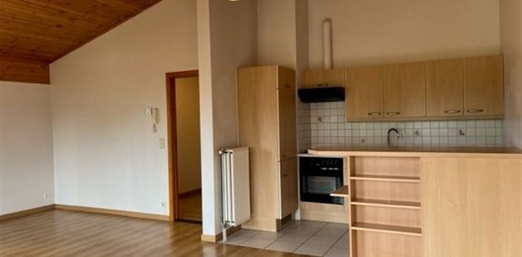 Appartement te huur in Oelegem voor € 890 met 1 slaapkamer - Photo 2