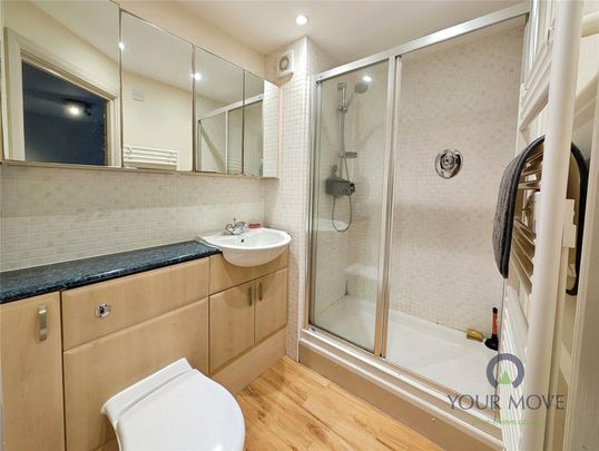 2 bedroom flat to rent - Photo 1