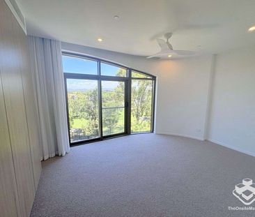 Luxury 3-Bedroom Residence with Butlerâs Pantry, Integrated Fridg... - Photo 3