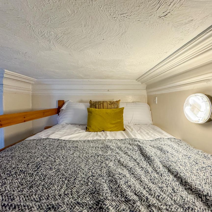 227 HYDE PARK ROAD Leeds - LS6 1AH - Photo 1