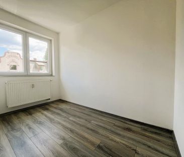 Charmante 2-Zimmer-DG-Wohnung - ideal für kleine Familie - Photo 1