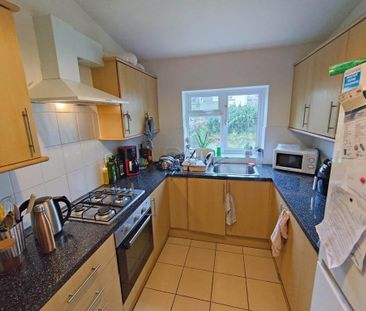 4 bedroom house to rent - Photo 2