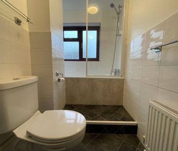 2 bedroom semi-detached house to rent - Photo 5