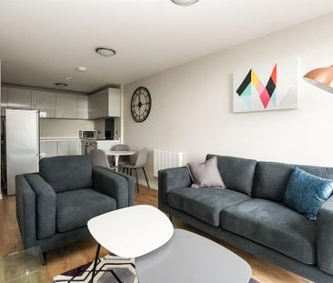 2 bedroom flat to rent - Photo 1