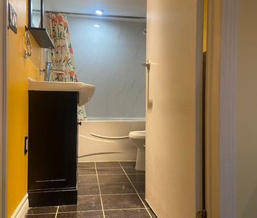 For Lease - 5733 River Grove Avenue, Mississauga, Ontario - Photo 2