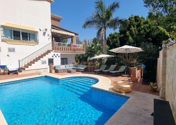 HALF SEASON.  RENTED FROM 1.9.24-30.6.25 NICE APARTMENT IN BENAJARAFE ON THE 2ND LINE OF BEACH (MALAGA)