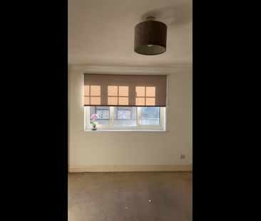 2 Bed Flat, Princes Place, LU2 - Photo 2