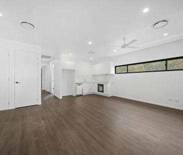 2 Bedroom Unit in convenient location - Photo 6